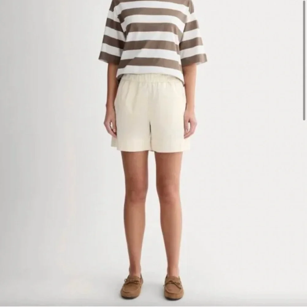 Everlane excellent elastic